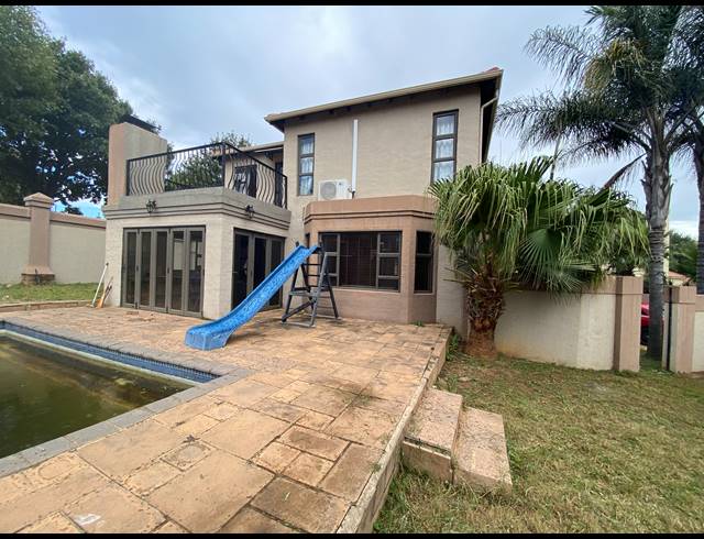 4 BEDROOM FREEHOLD FOR SALE IN GLEN ERASMIA